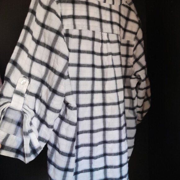 Torrid 1X Flannel - Picture 3 of 4